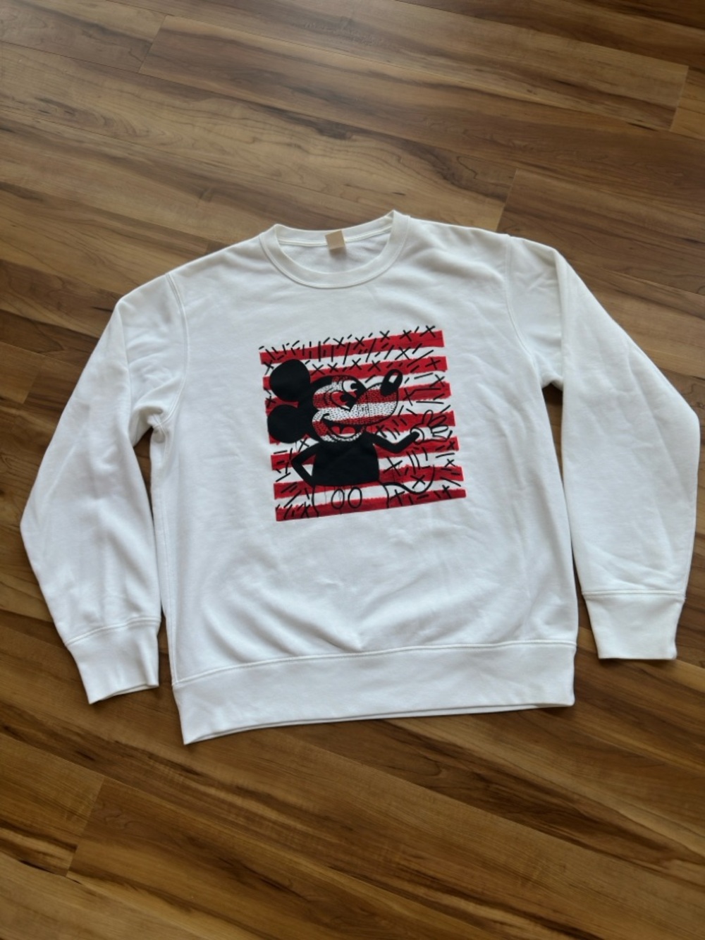 Uniqlo x Keith Haring Disney Mickey Mouse flag Crewneck sweatshirt